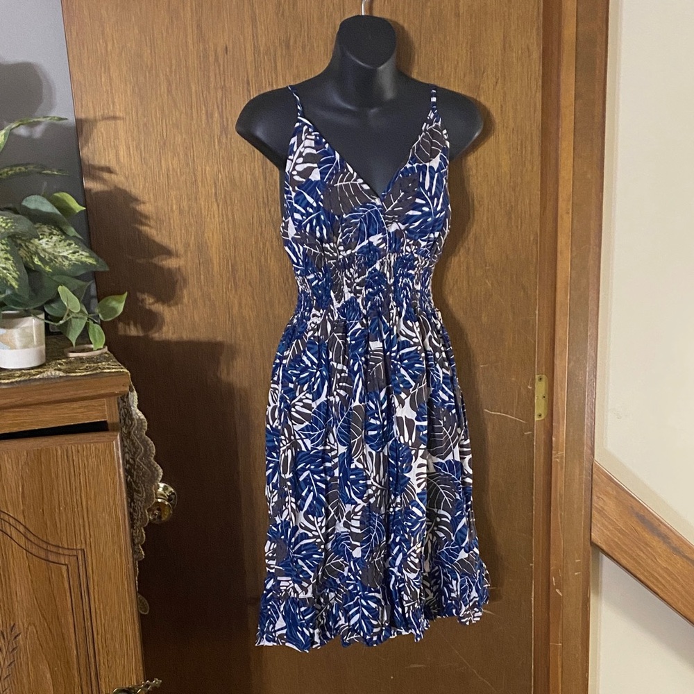 Hibiscus Collection Hawaii Smocked Sundress Blue Leaf Print S/M